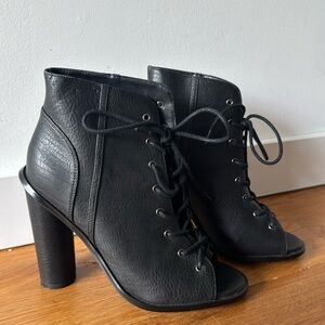 SHOE CULT by Nasty Gal